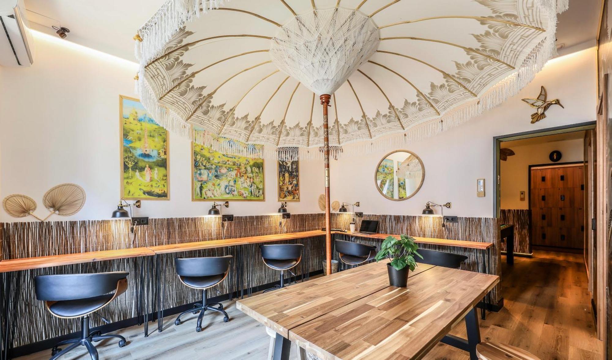 Eliseo - Livingcoworking - Malasana 马德里 外观 照片